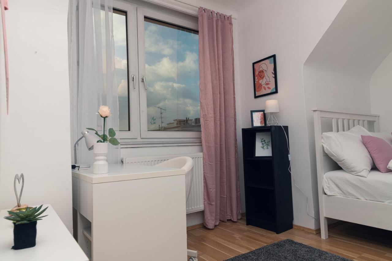 Milky Way Top Floor 2-Bedroom Apartment Air Condition Viena Exterior foto